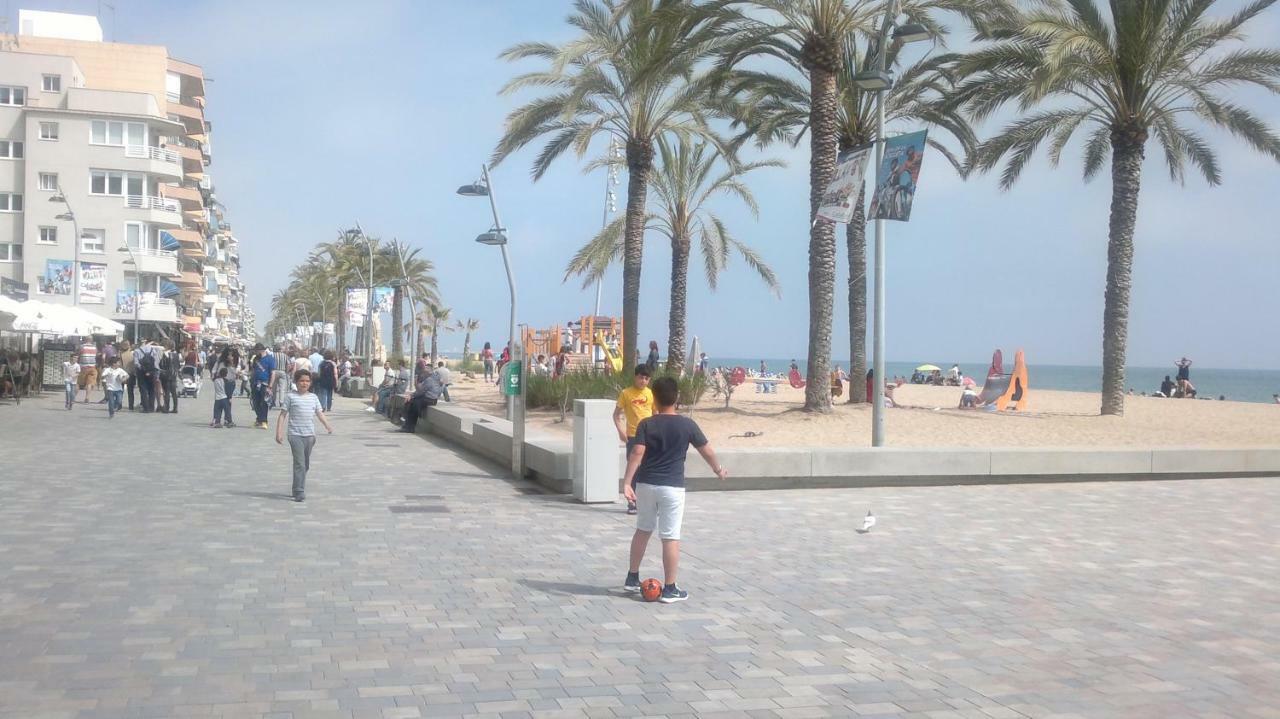 Apt A Calafell Plage Luaran gambar